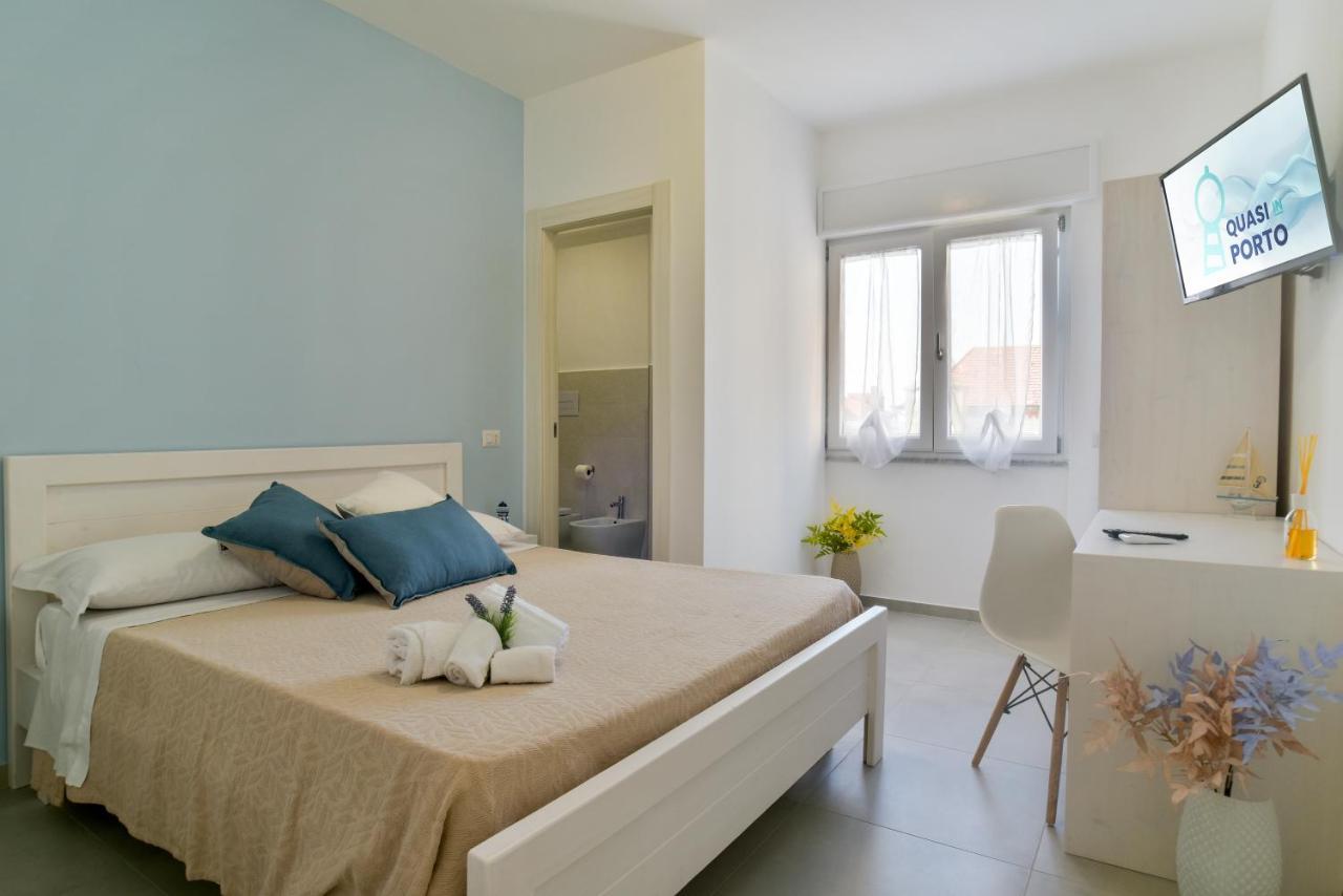Quasi In Porto Bed and Breakfast Agropoli Exteriör bild